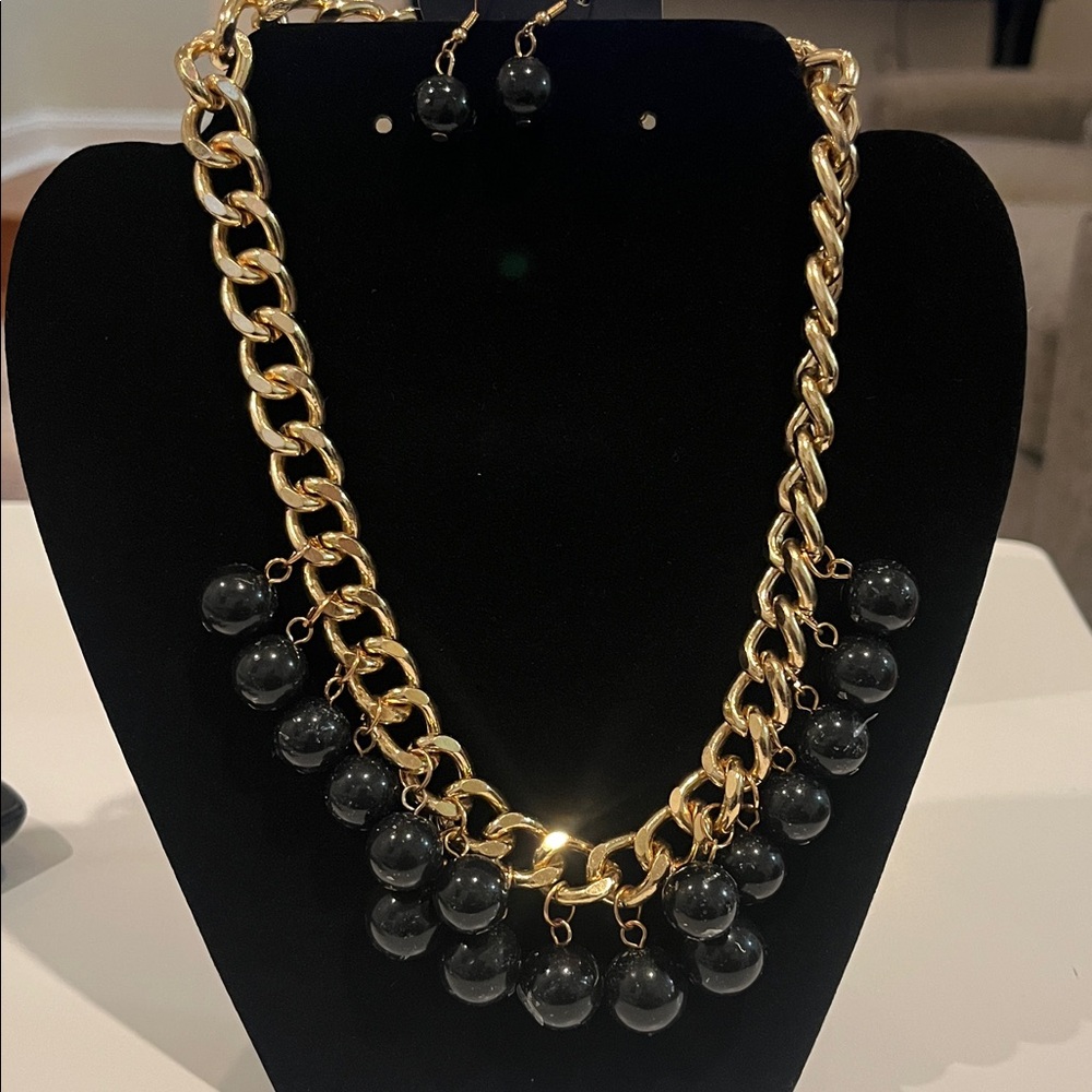 Paparazzi Elegant Gold and Black Necklace and earrings set - Nickel Free